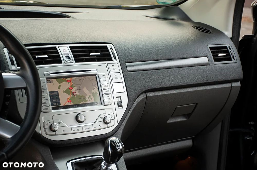 Ford Kuga 2.0 TDCi 4x4 Champions Edition - 26