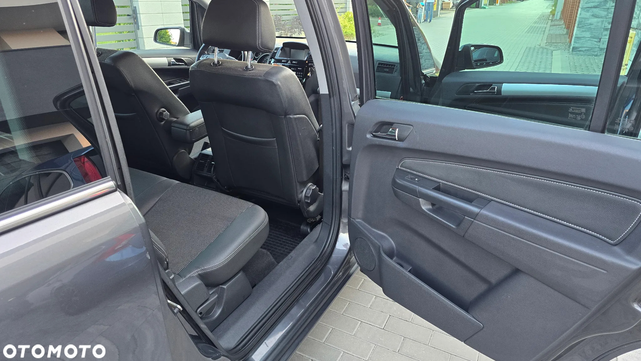 Opel Zafira 1.8 Essentia - 20