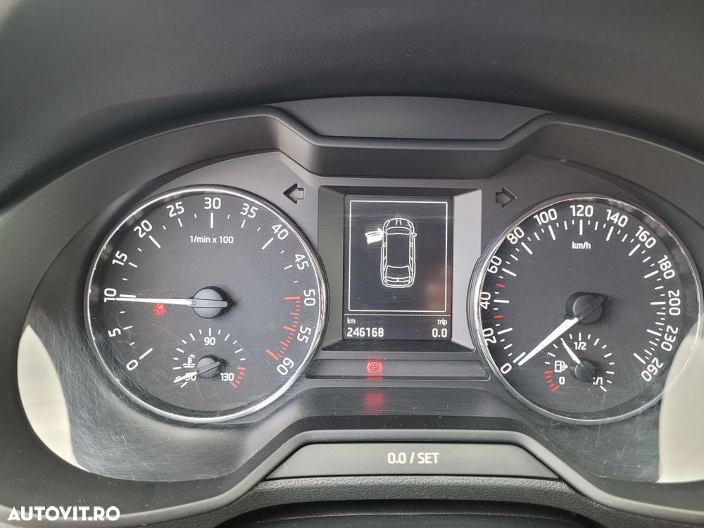 Skoda Octavia 1.6 TDI Ambition - 16
