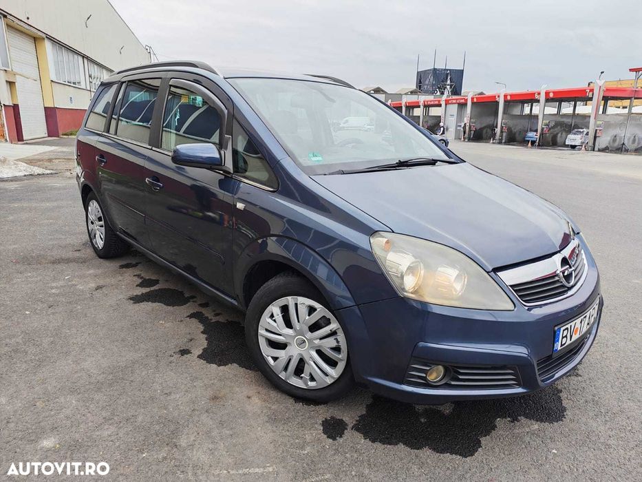 Opel Zafira - 1
