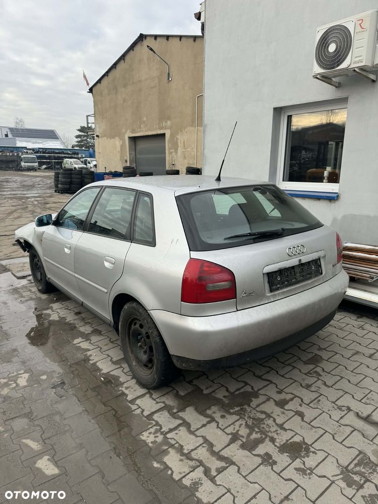 Wszystkie Części do Audi A3 1.8b APG , Kolor LY7W - Części Stacja demontażu Przystajń - 5