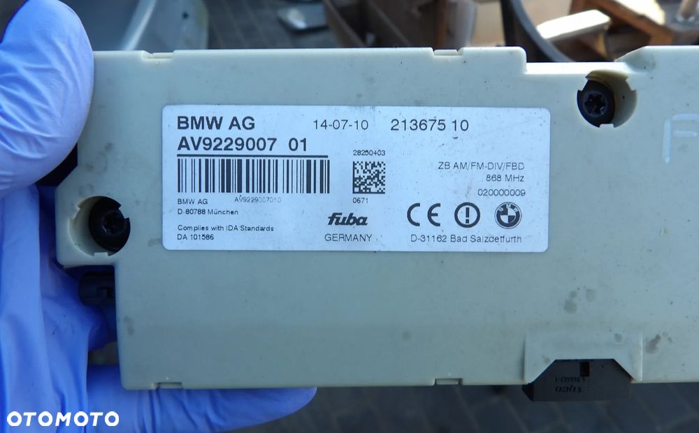 BMW - F10,F11,BMW5 - WZMACNIACZ ANTENY DIVERSITY - 9229007 - 1
