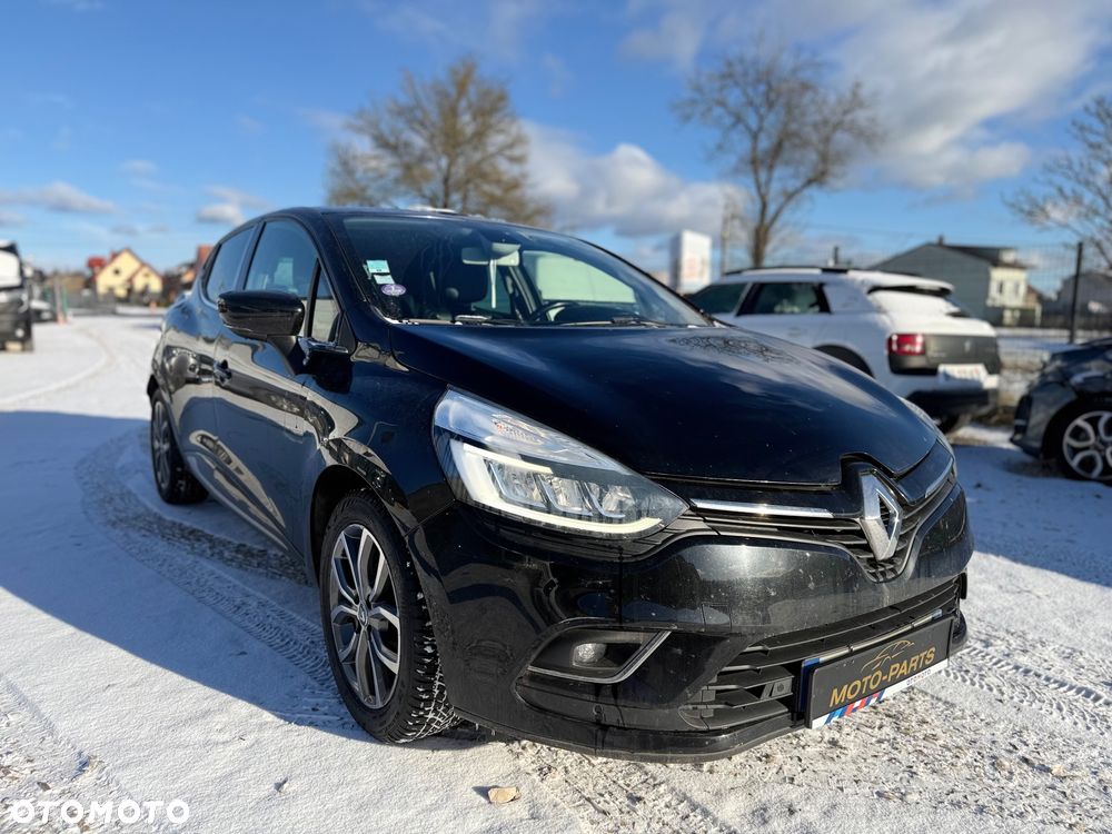 Renault Clio - 1