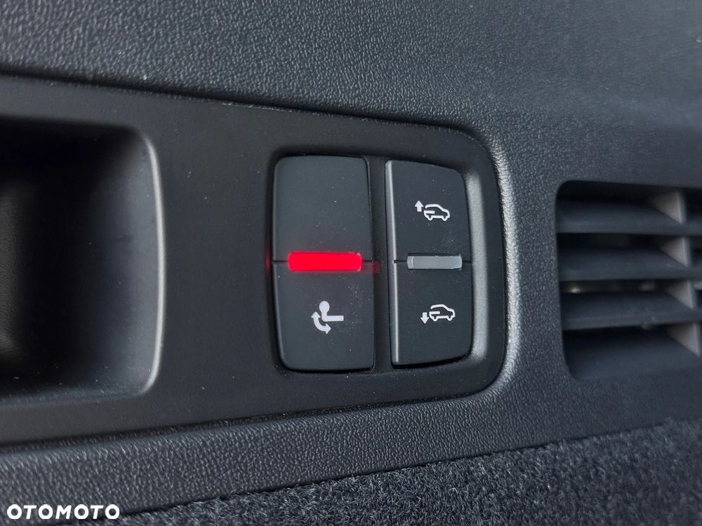 Audi Q5 e-Hybrid 220 kW Quattro S tronic - 34