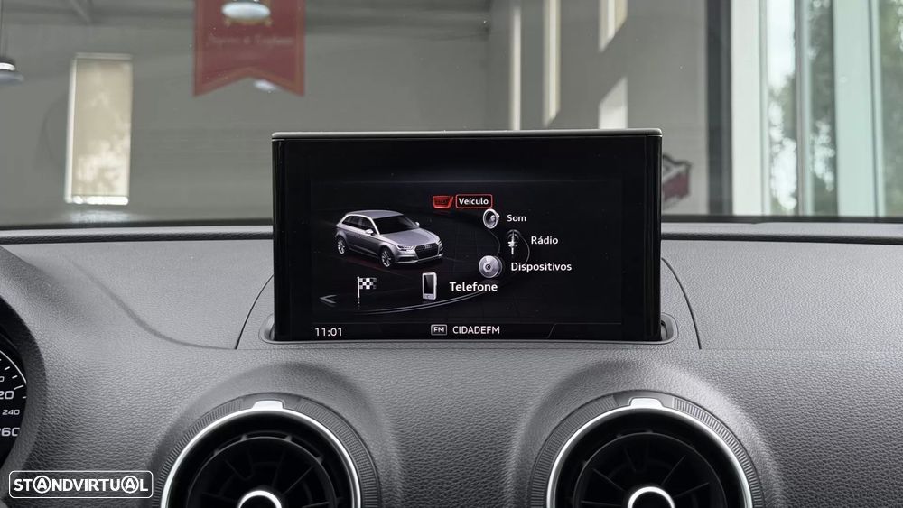 Audi A3 Sportback 2.0 TDI Design - 17