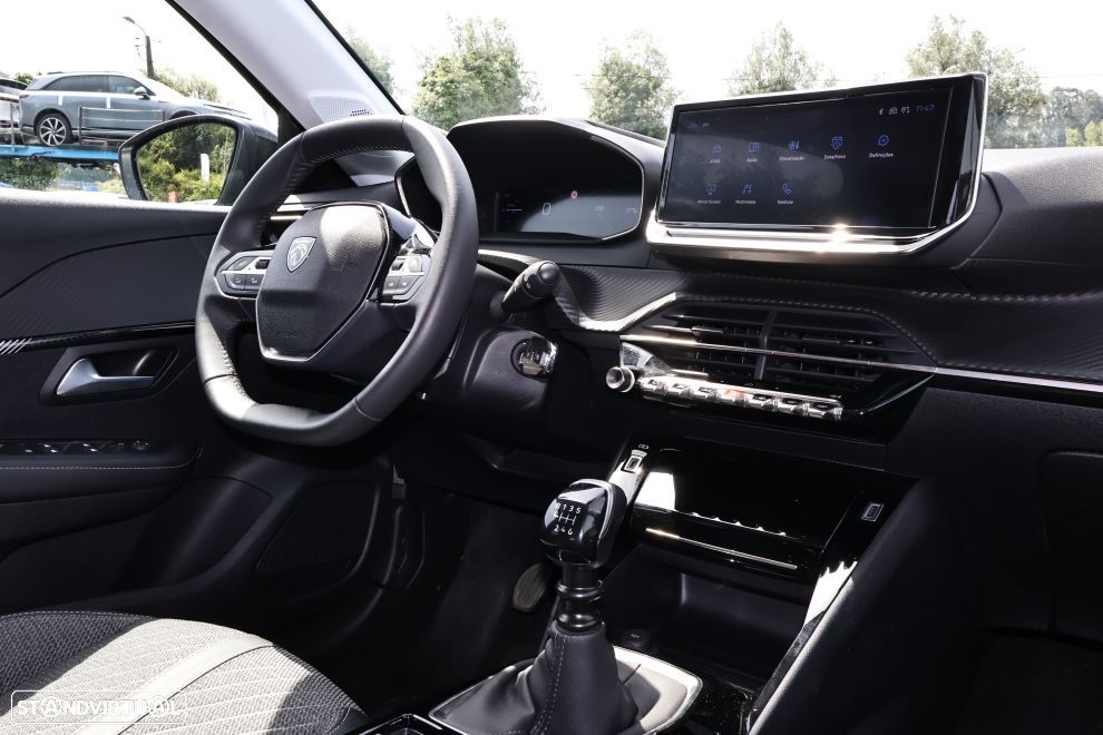 Peugeot 208 1.2 PureTech Allure - 21