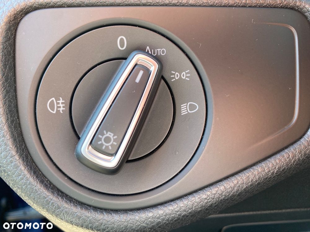 Volkswagen Golf VII 1.6 TDI BMT Comfortline - 12