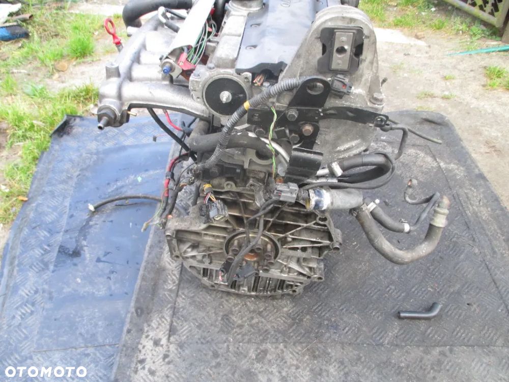 Silnik Volvo V70 S60 2.5T B5254T - 6