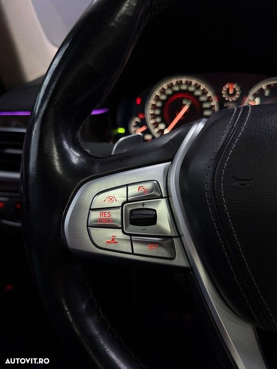 BMW Seria 7 740Li - 17