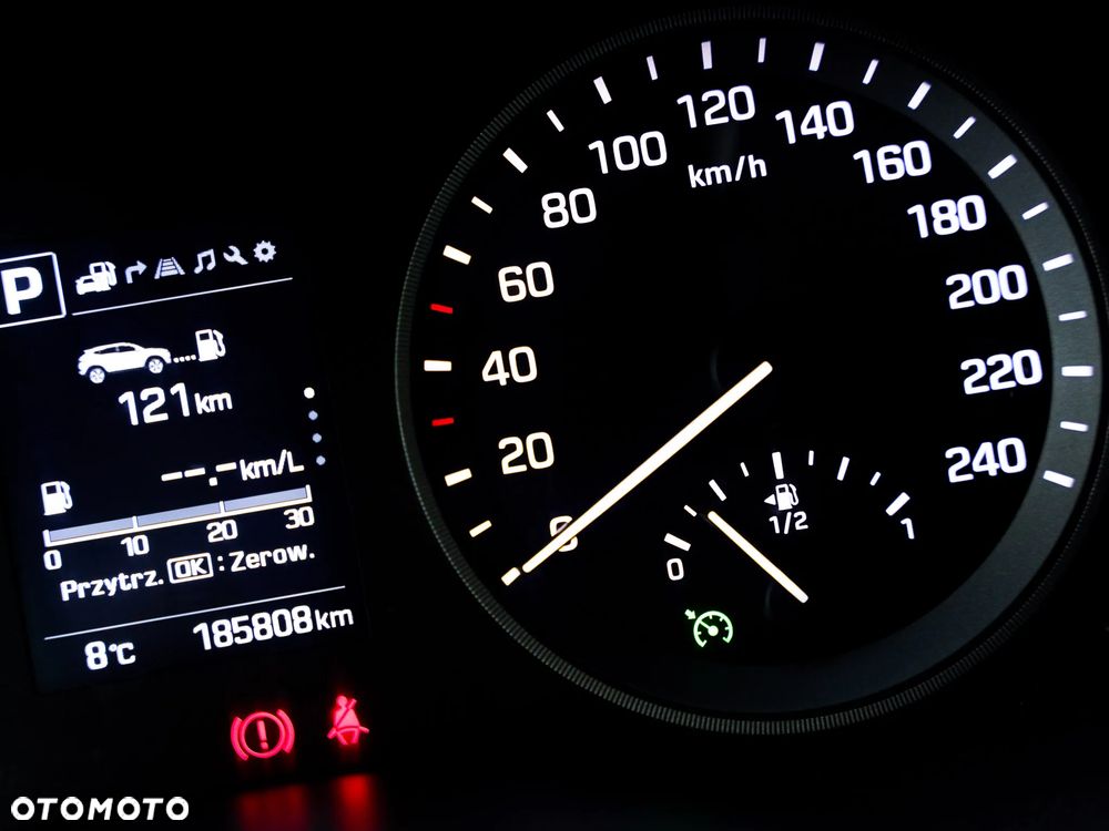 Hyundai Tucson blue 1.7 CRDi 2WD DCT Premium - 28