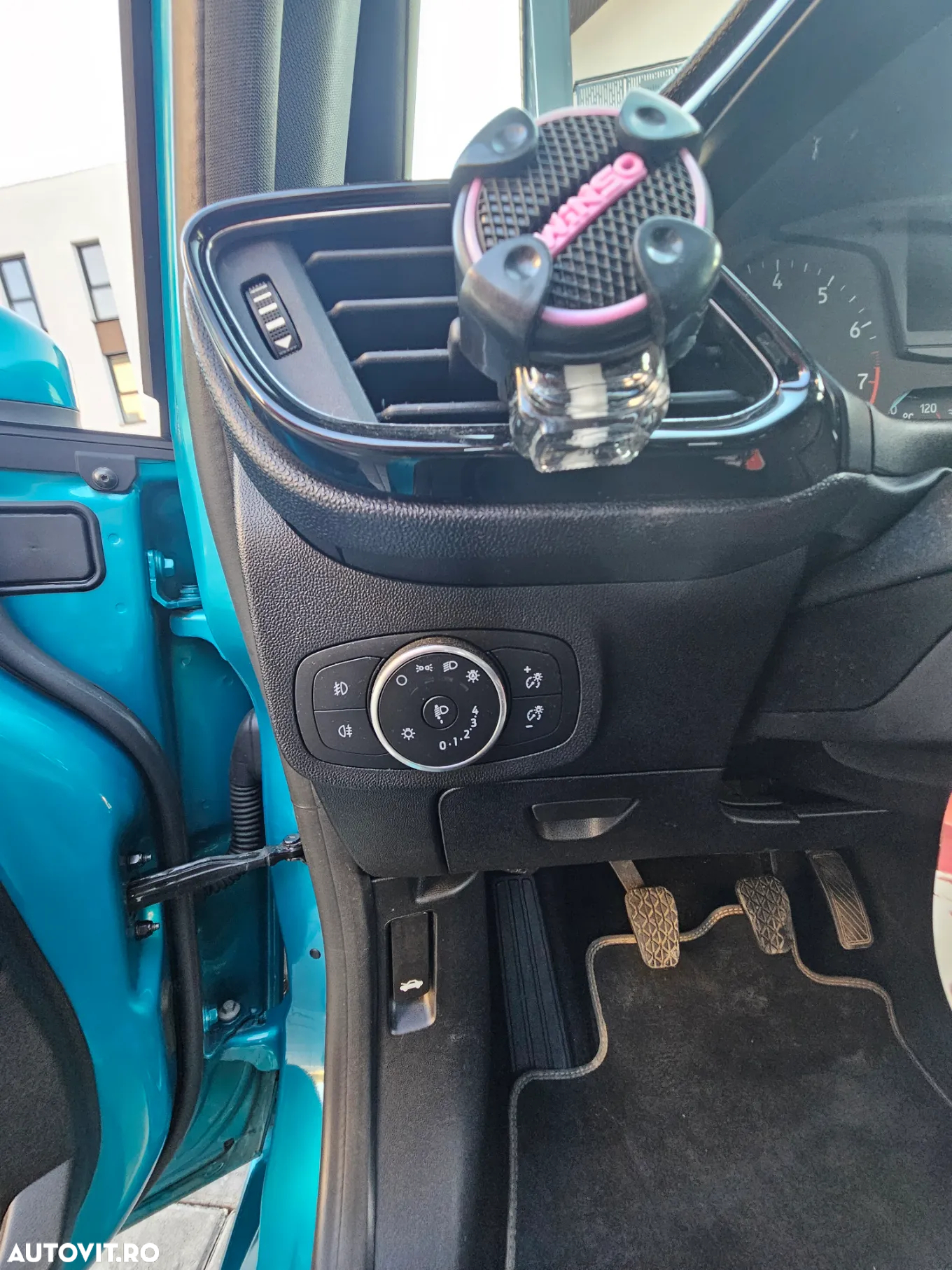 Ford Fiesta 1.0 EcoBoost Titanium - 12