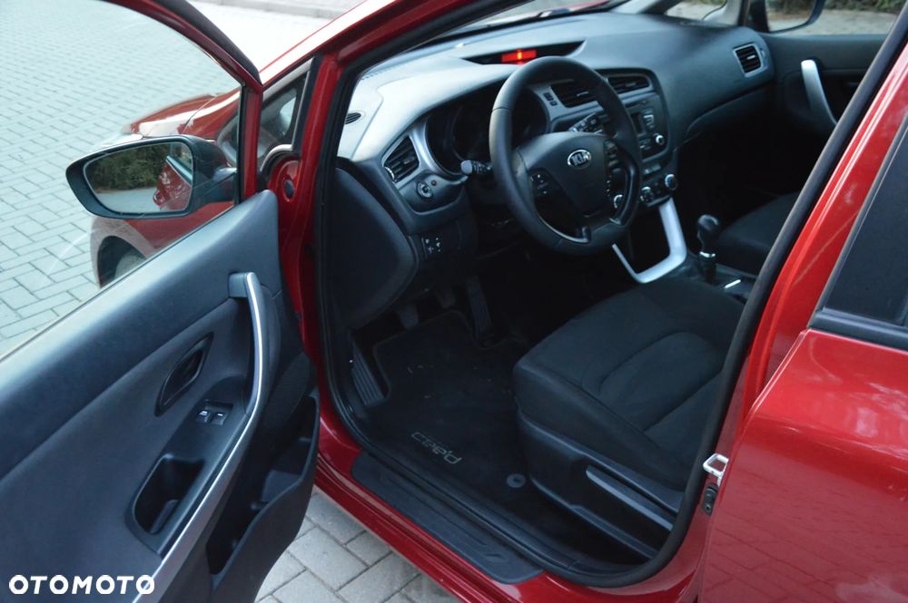 Kia Ceed 1.4 CVVT - 17