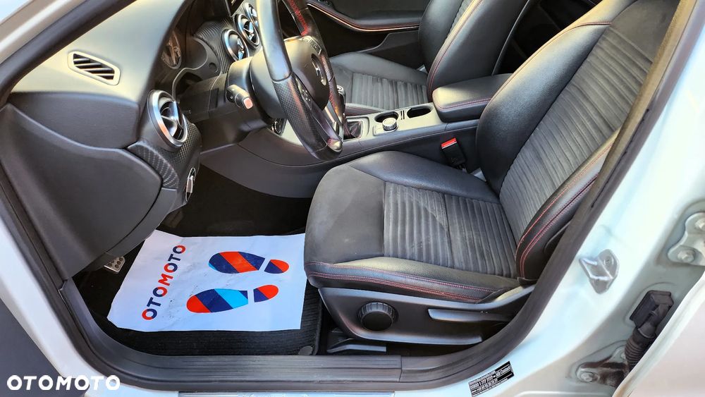 Mercedes-Benz Klasa A 180 AMG Line - 5