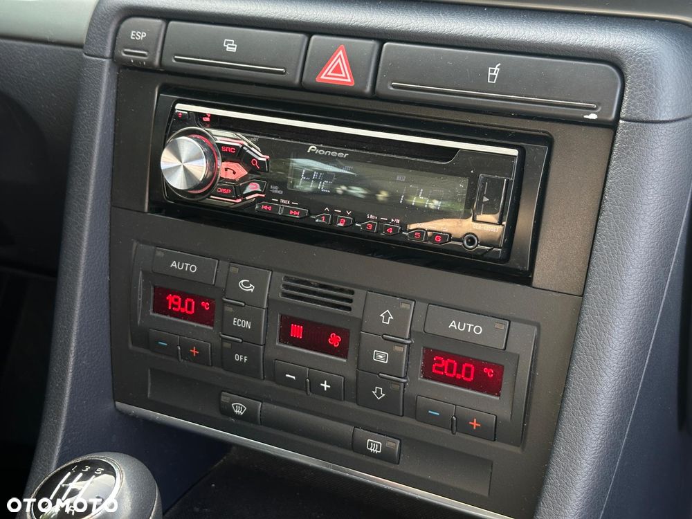 Audi A4 Avant 1.6 - 20