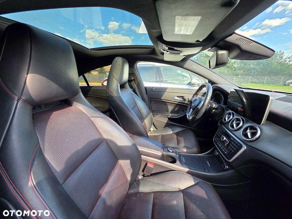 Mercedes-Benz CLA 250 7G-DCT AMG Line - 20