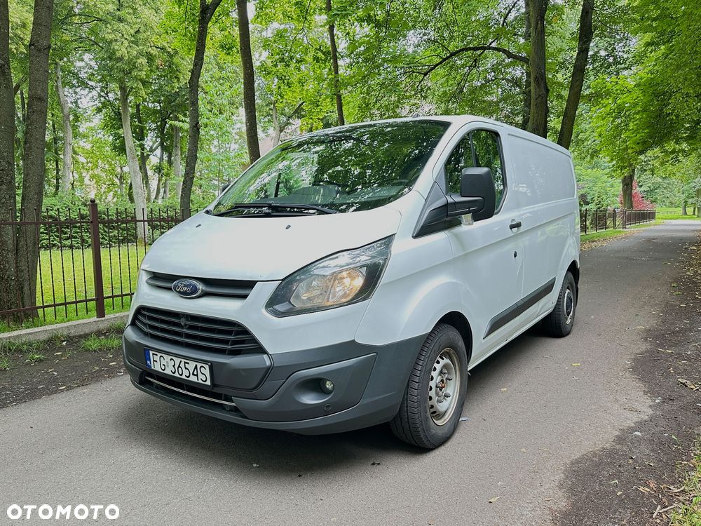 Ford TRANSIT CUSTOM - 9