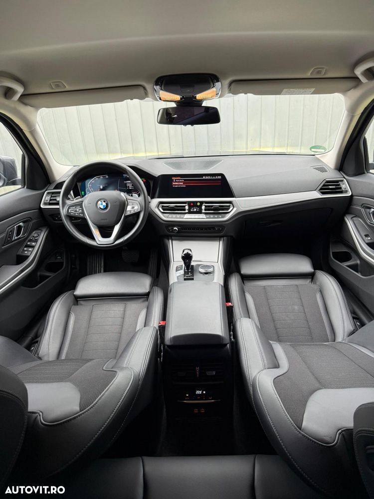 BMW Seria 3 320d Sport-Aut. Advantage - 12