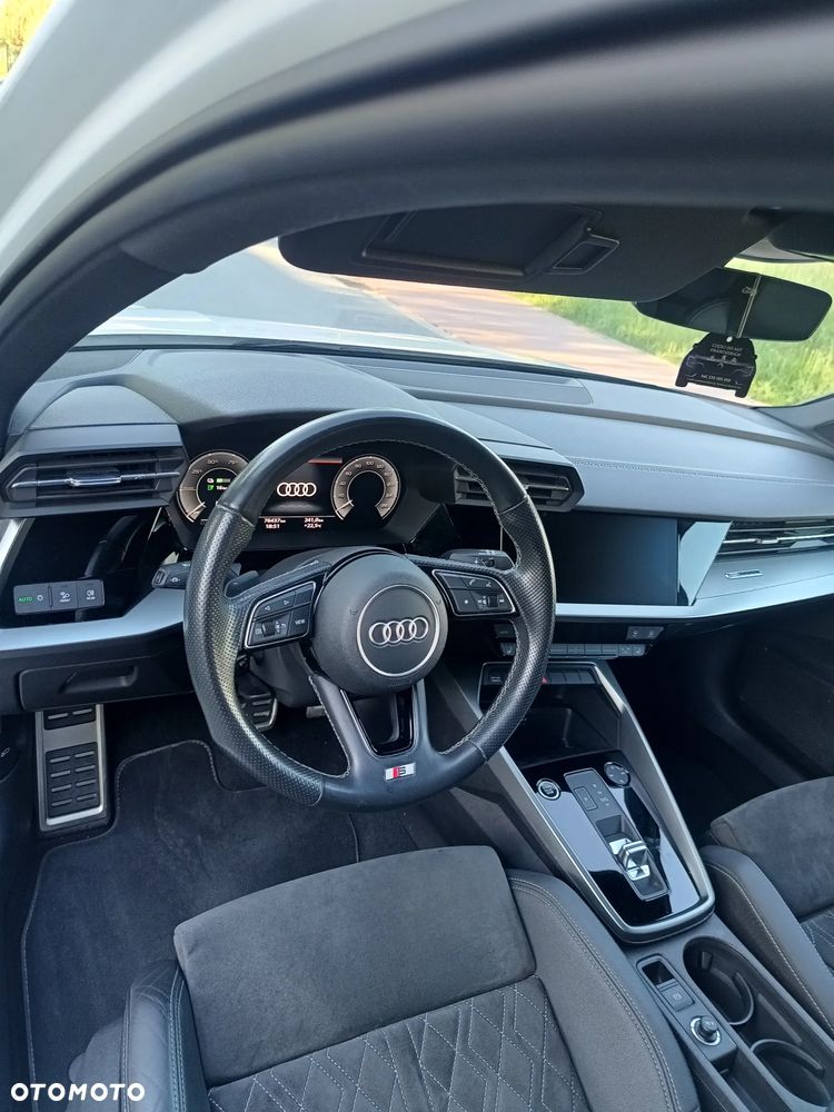Audi A3 Sportback 1.4 TFSI CoD Sport S tronic - 3