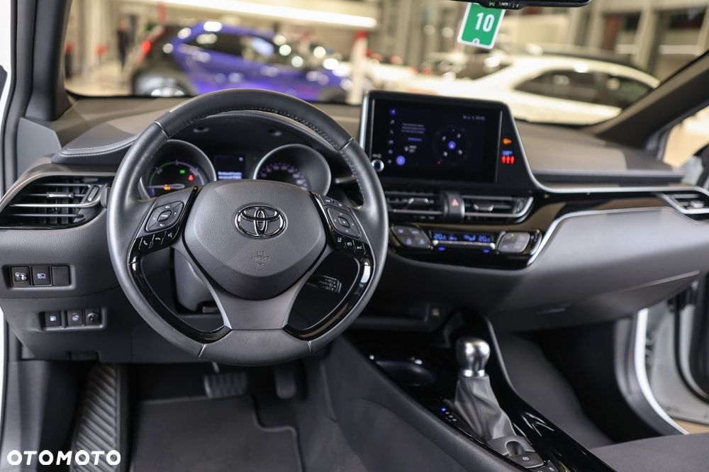 Toyota C-HR - 18