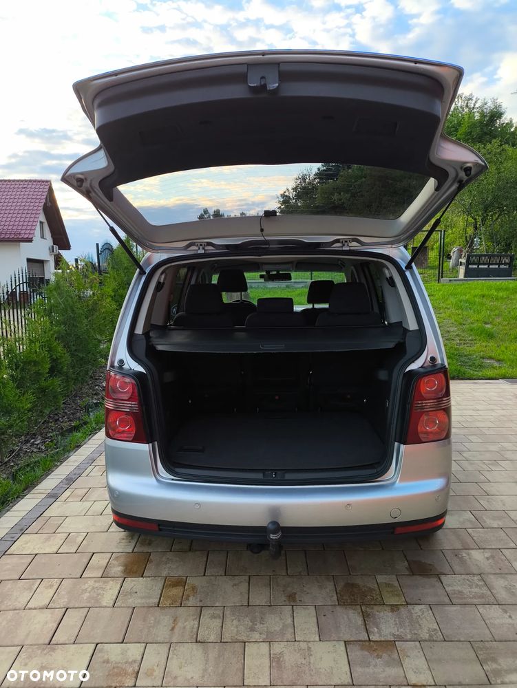 Volkswagen Touran 1.6 United - 9