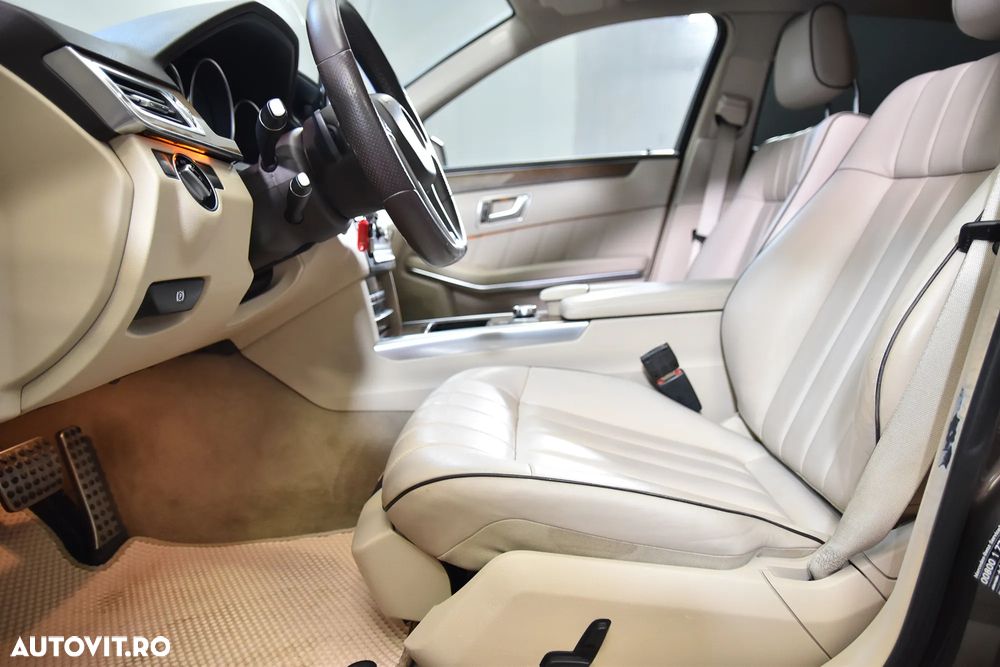 Mercedes-Benz E 250 7G-TRONIC - 24