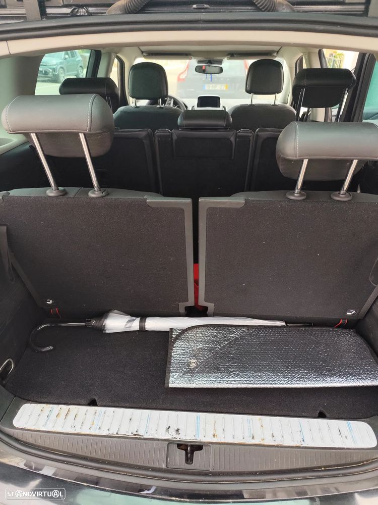 Opel Zafira 1.6 CDTi Executive - 22