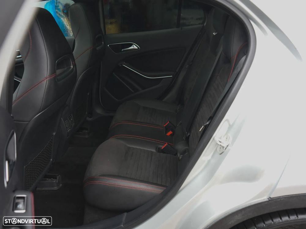 Mercedes-Benz GLA 200 CDI AMG Line - 34