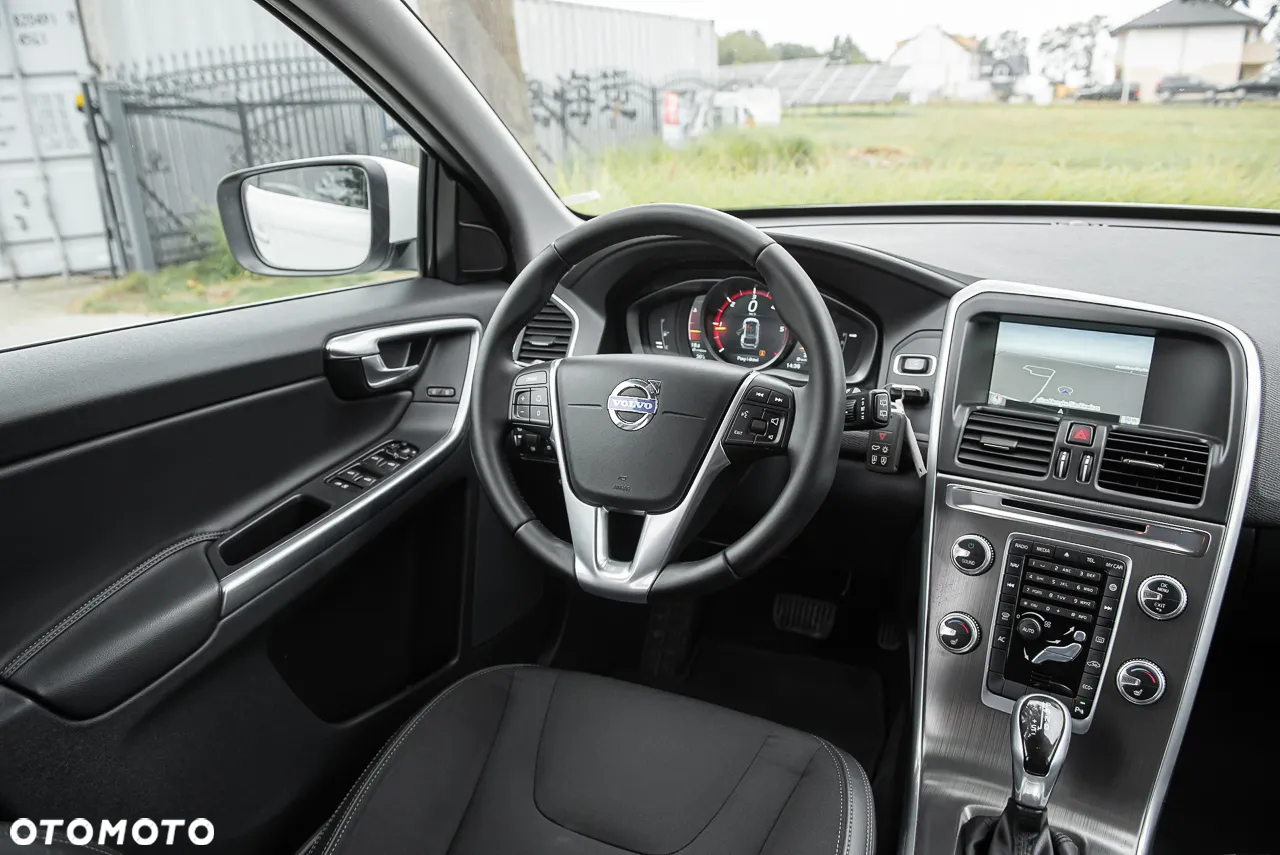 Volvo XC 60 D4 Geartronic Summum - 26