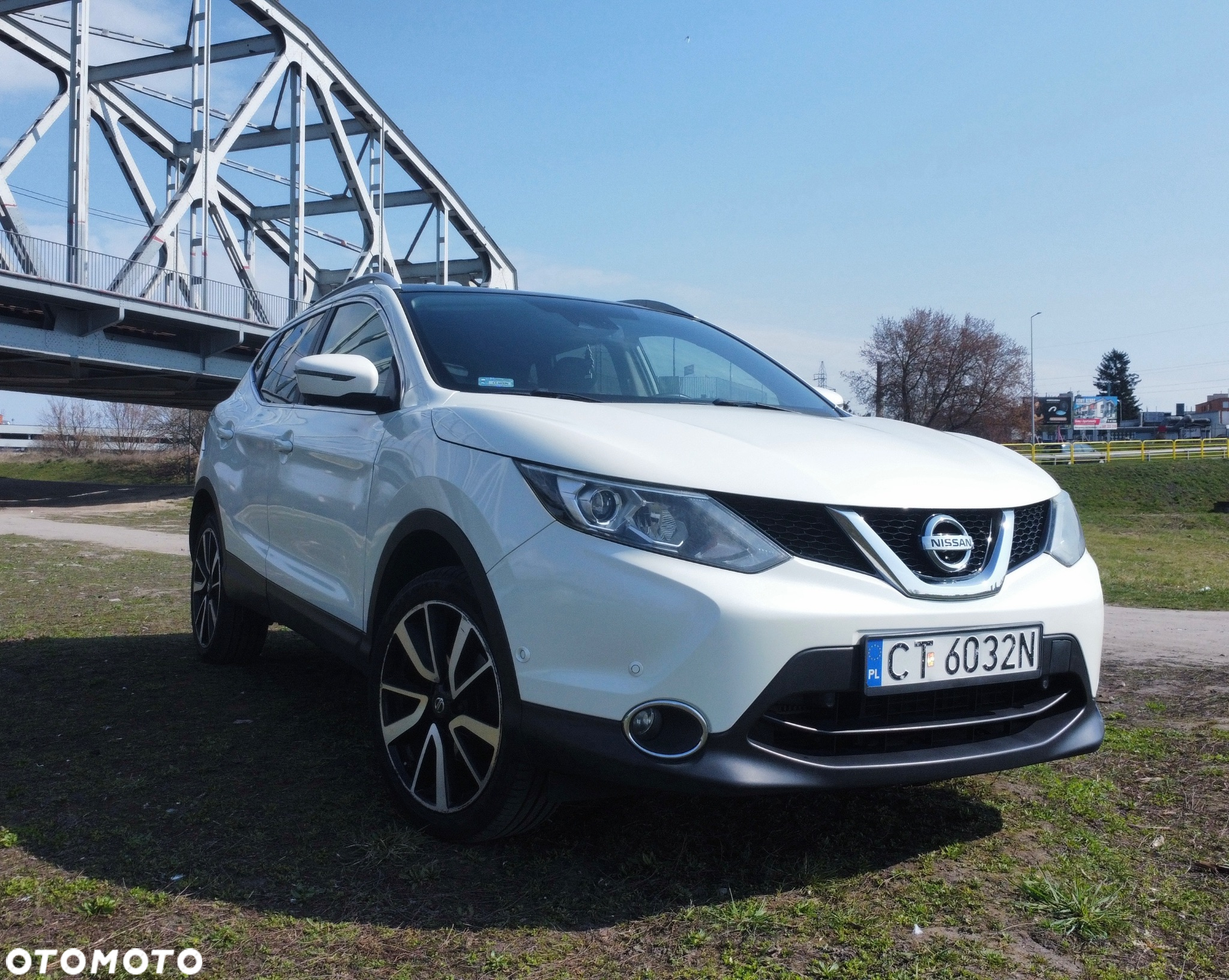 Nissan Qashqai 1.6 DIG-T Tekna - 2