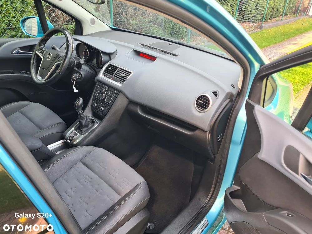 Opel Meriva - 11