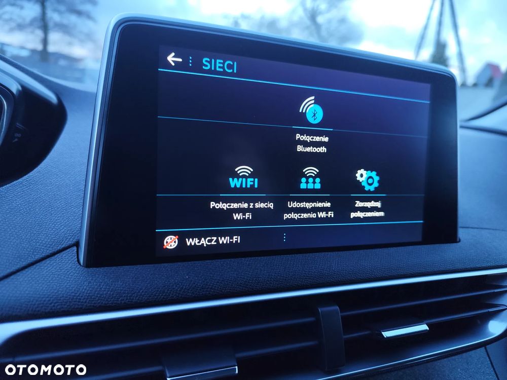 Peugeot 5008 1.6 BlueHDI Allure S&S EAT6 - 33