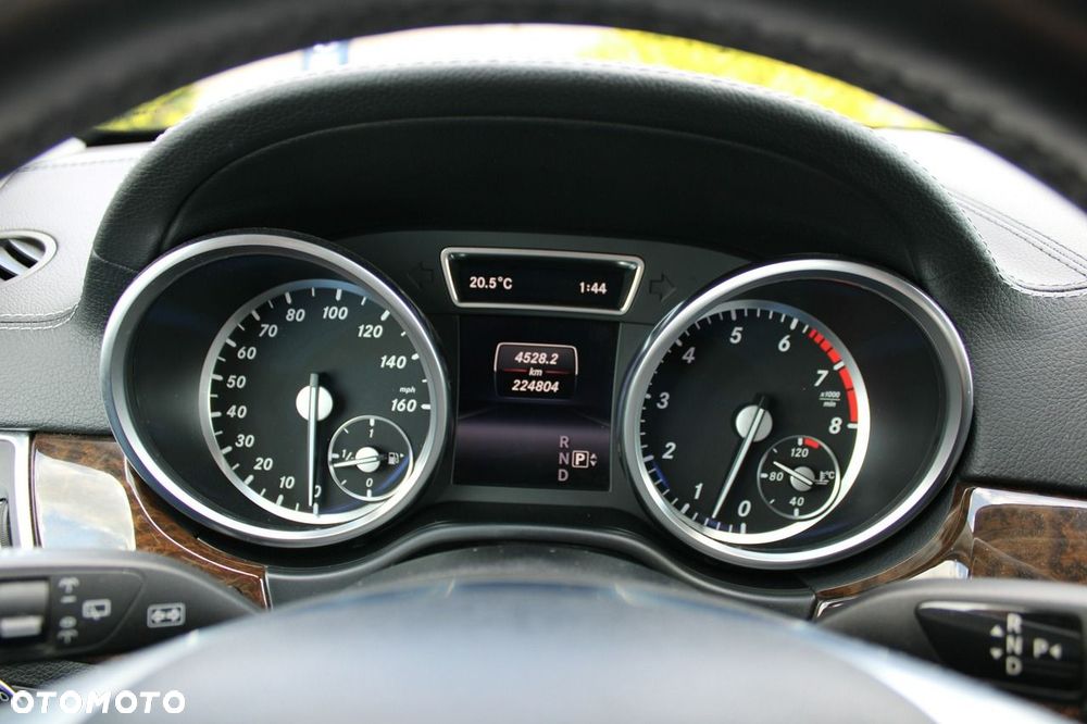 Mercedes-Benz GL - 10