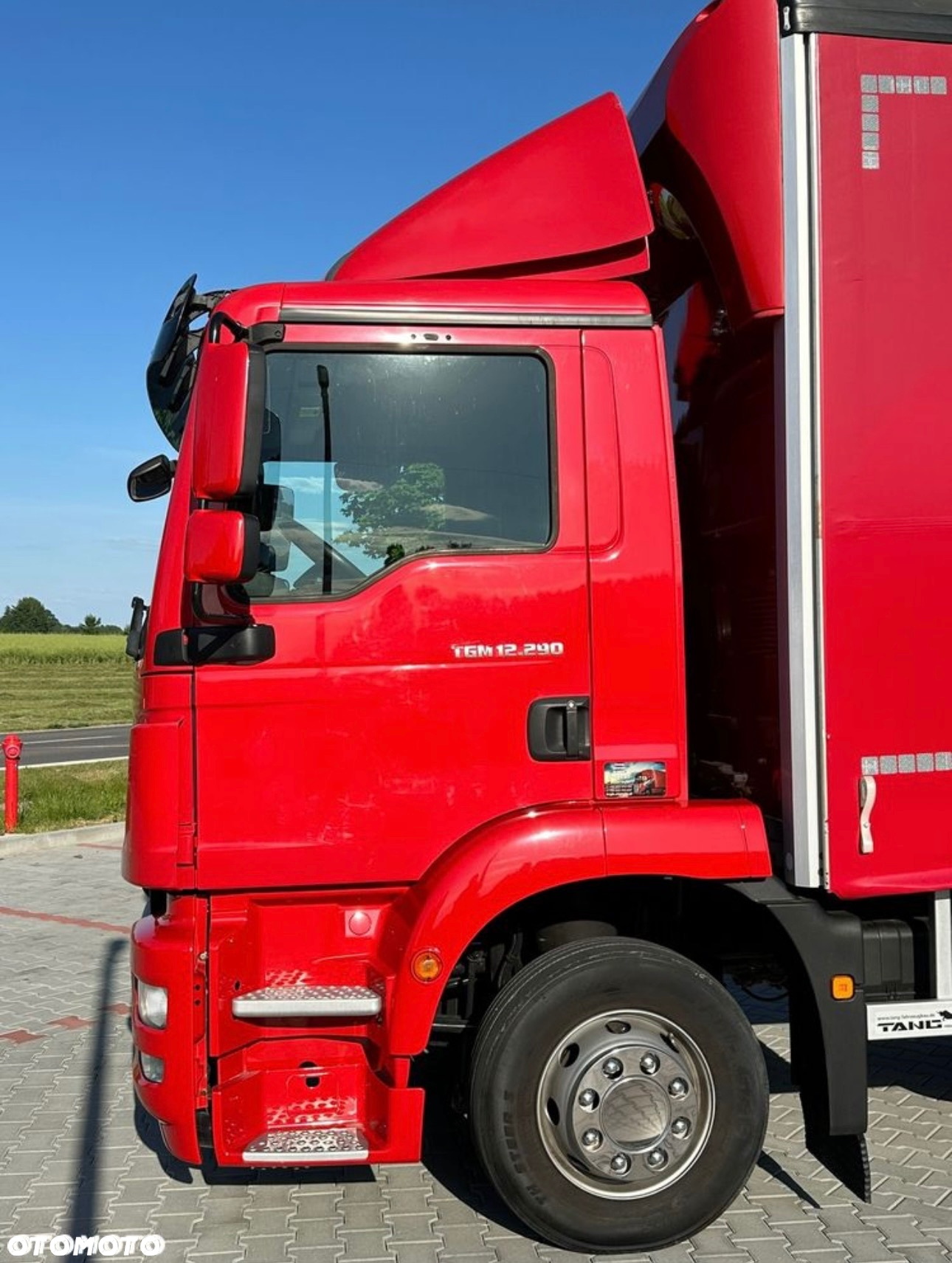 MAN TGM 15.290 / FIRANKA / AUTOMAT / CAŁY NA PODUSZKACH / 21 EUROPALET / 8.5 M DŁUGOŚCI / EURO 6 - 8
