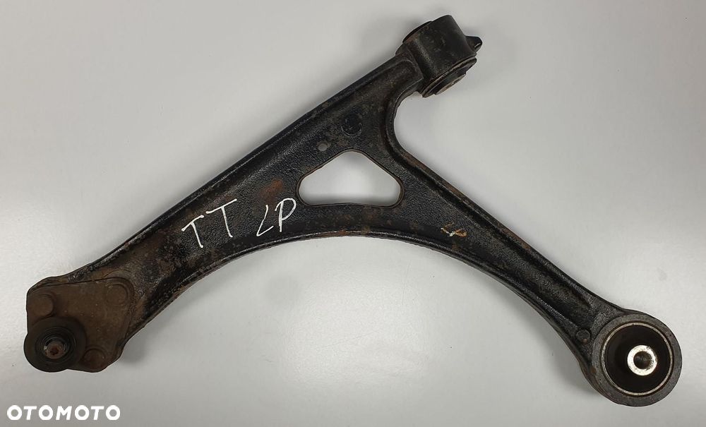 WAHACZ LEWY PRZÓD PRZEDNI AUDI TT 8N - 1