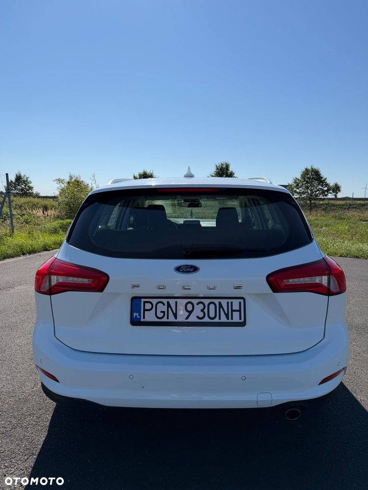 Ford Focus 1.0 EcoBoost Titanium Business - 6