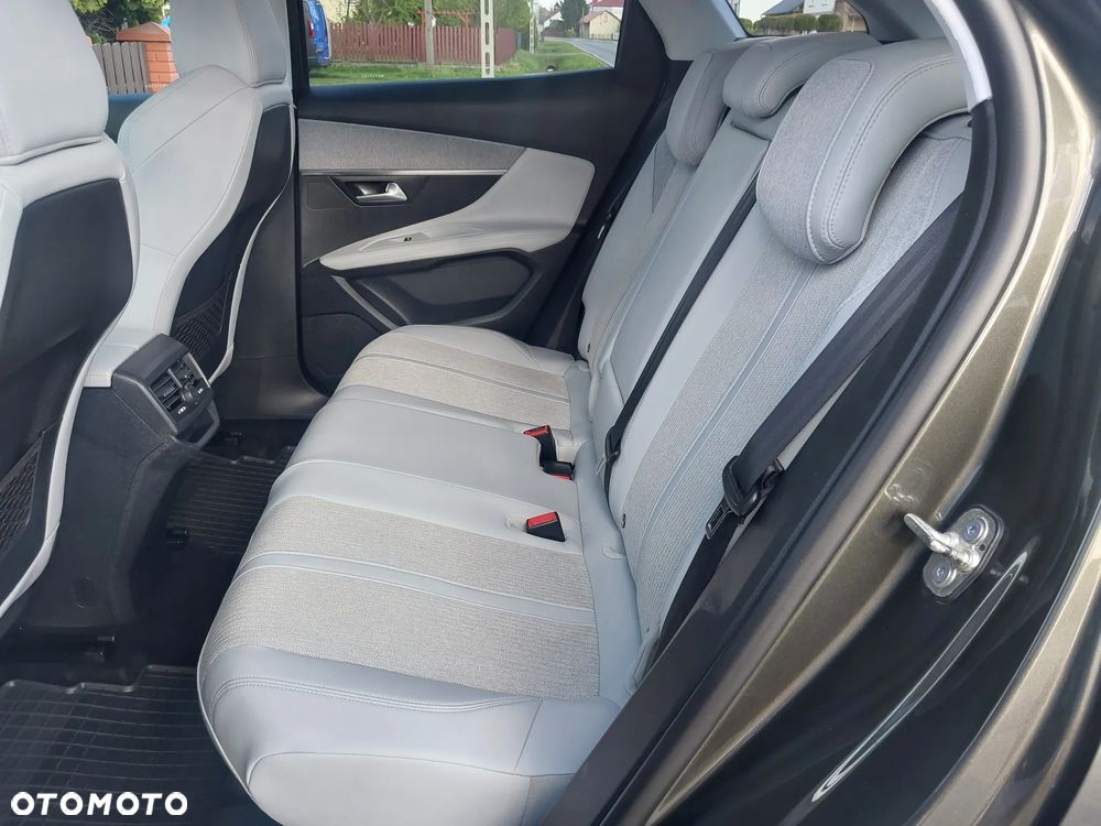 Peugeot 3008 BlueHDi 120 Stop & Start Allure - 19
