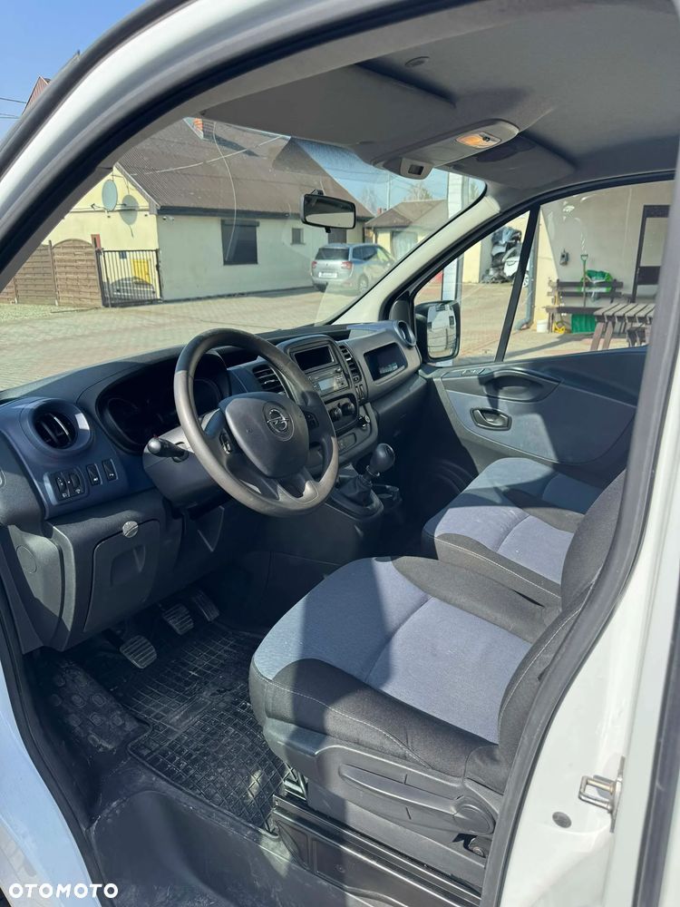 Opel Vivaro - 5