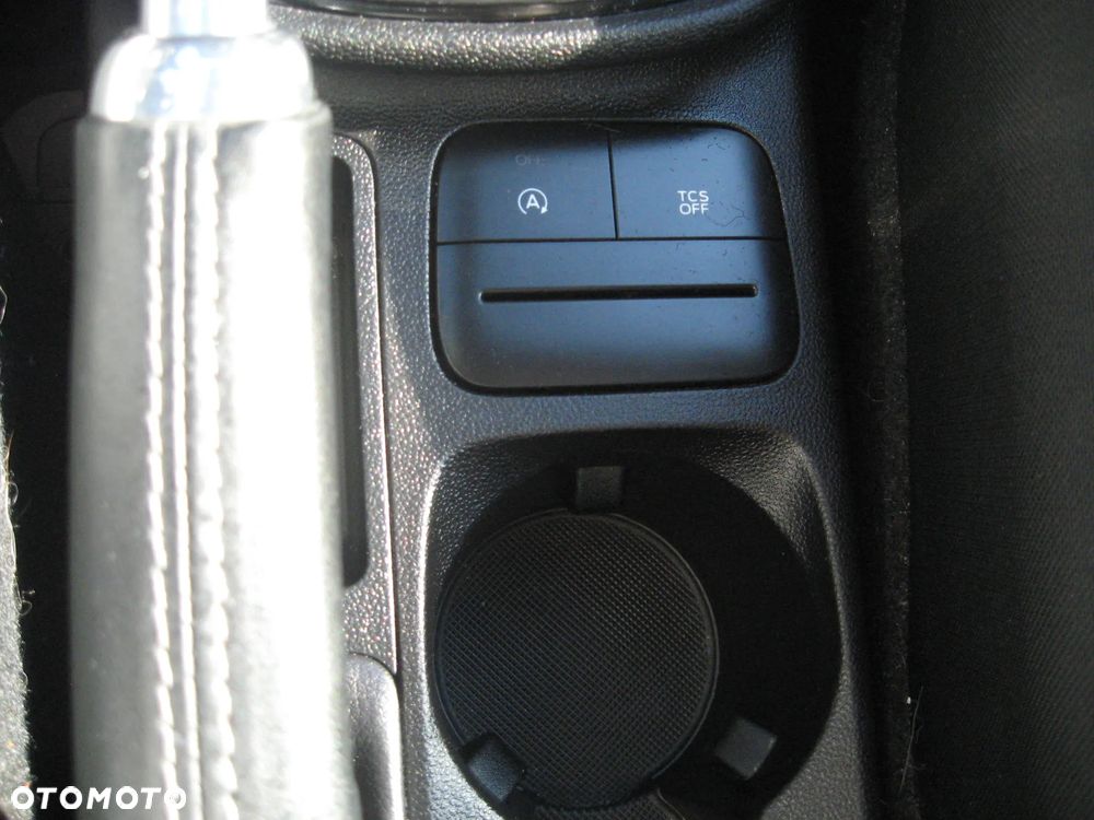 Ford Fiesta 1.0 EcoBoost S&S TREND - 18