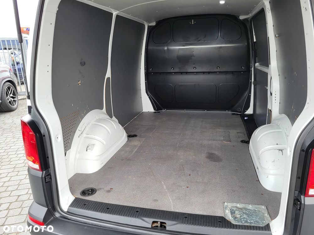 Volkswagen T6.1-2.0 TDI-110 KM-ŁADNY - 17