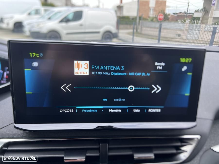 Peugeot 3008 1.6 Hybrid Allure Pack e-EAT8 - 38