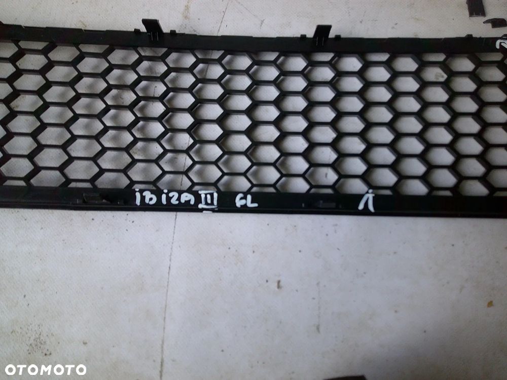 seat ibiza iii 05-09r kratka zderzaka przód przednia - 2