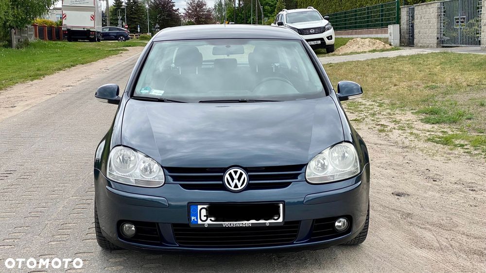 Volkswagen Golf 2.0 TDI Highline - 11