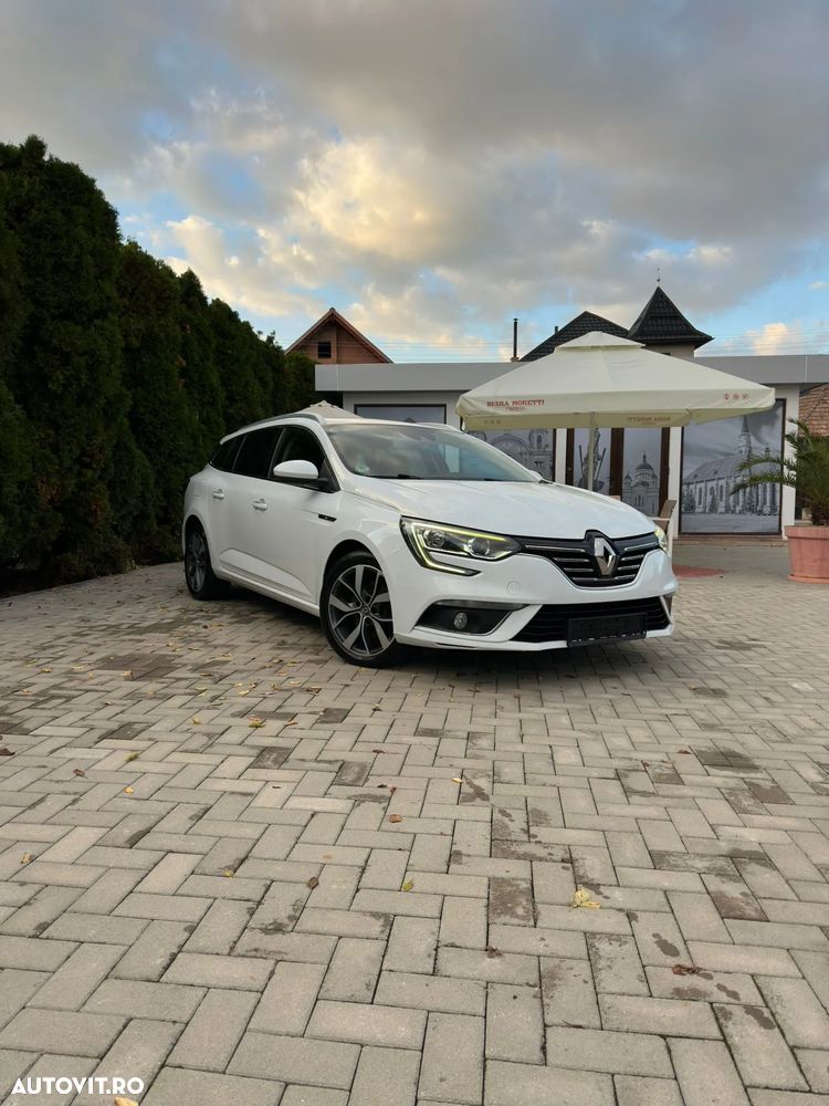 Renault Megane ENERGY dCi 130 BOSE EDITION - 2