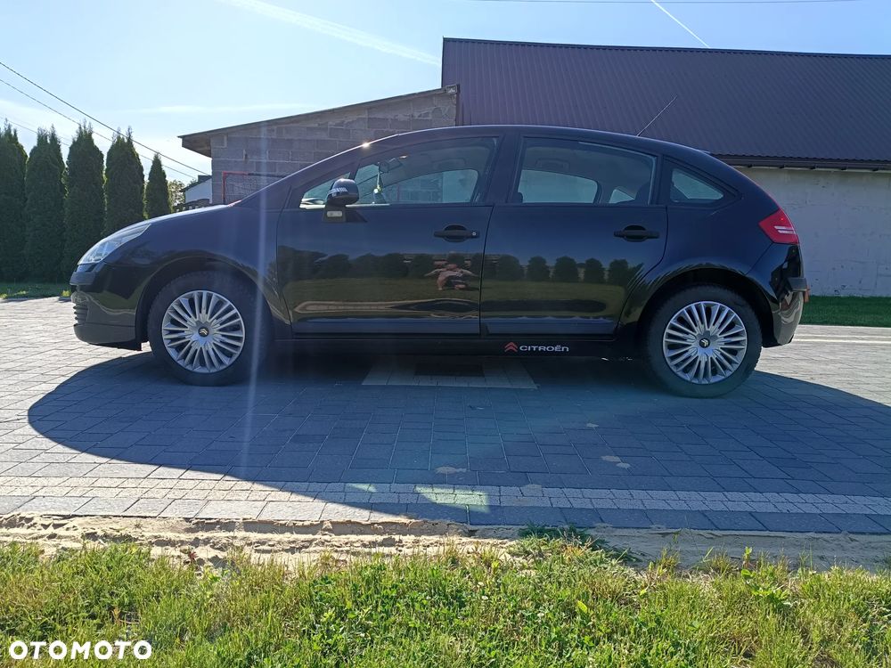Citroën C4 1.6 16V Confort - 8