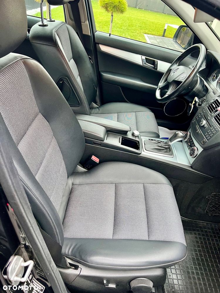 Mercedes-Benz Klasa C 180 Kompressor Automatik Avantgarde - 16