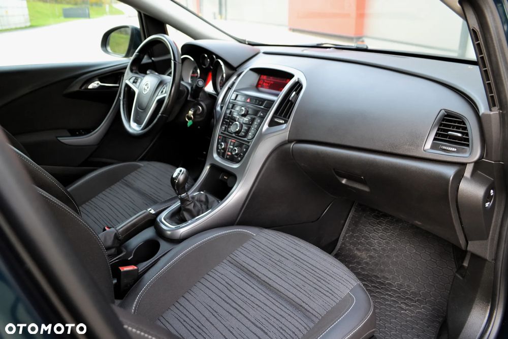 Opel Astra IV 1.4 T Executive S&S EU6 - 10