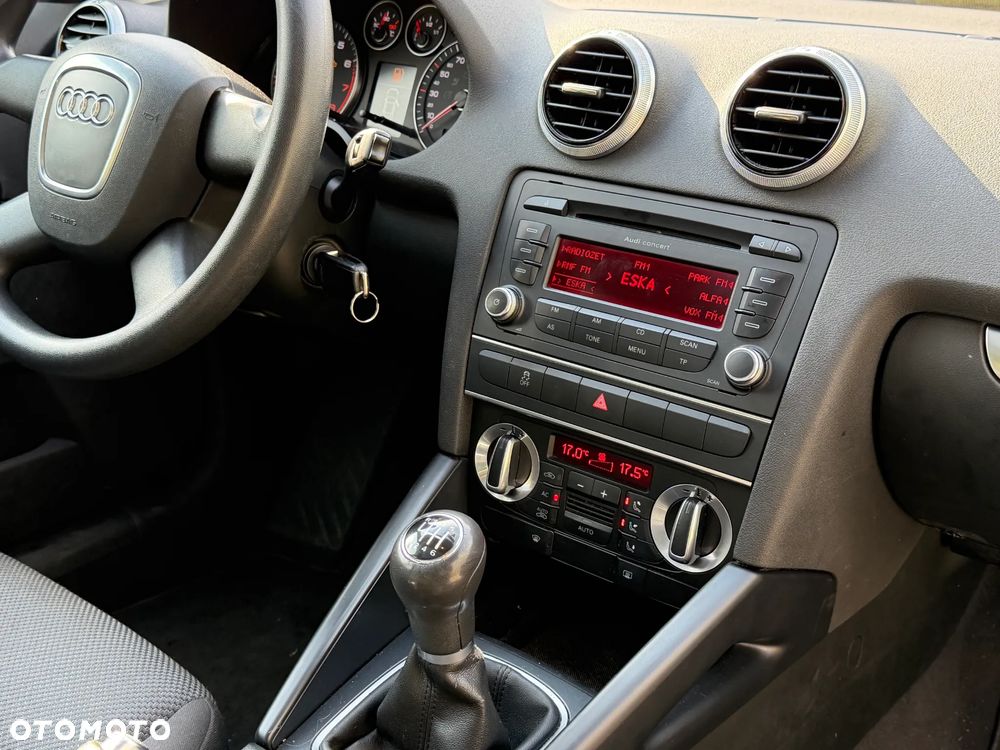 Audi A3 Sportback 1.8 TFSI Ambition - 8