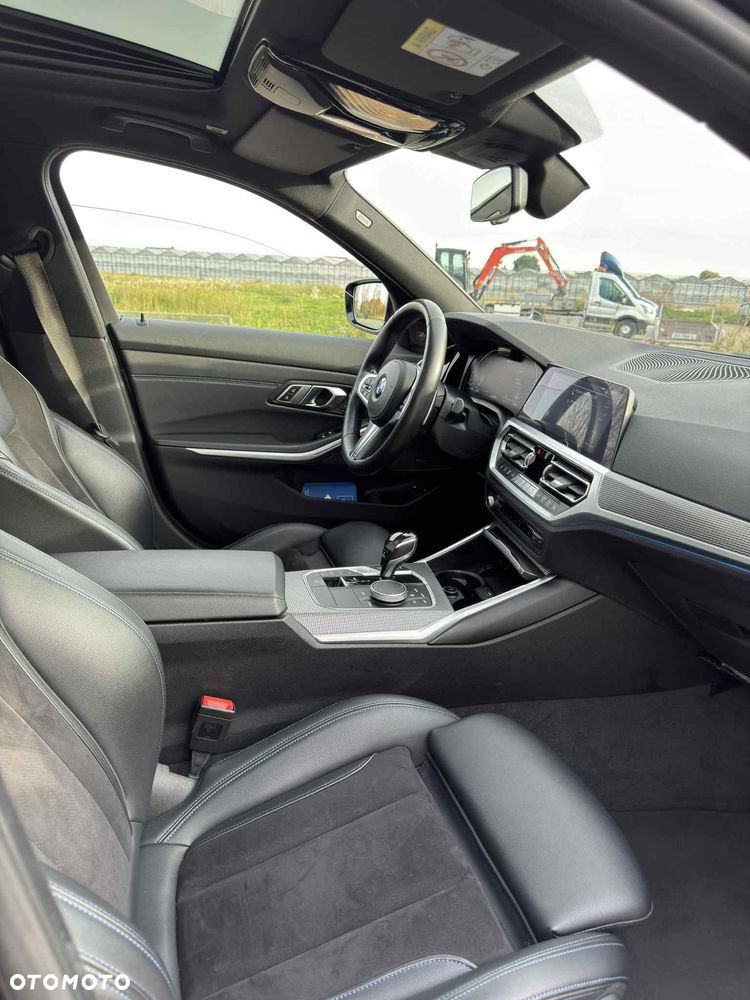 BMW Seria 3 - 18