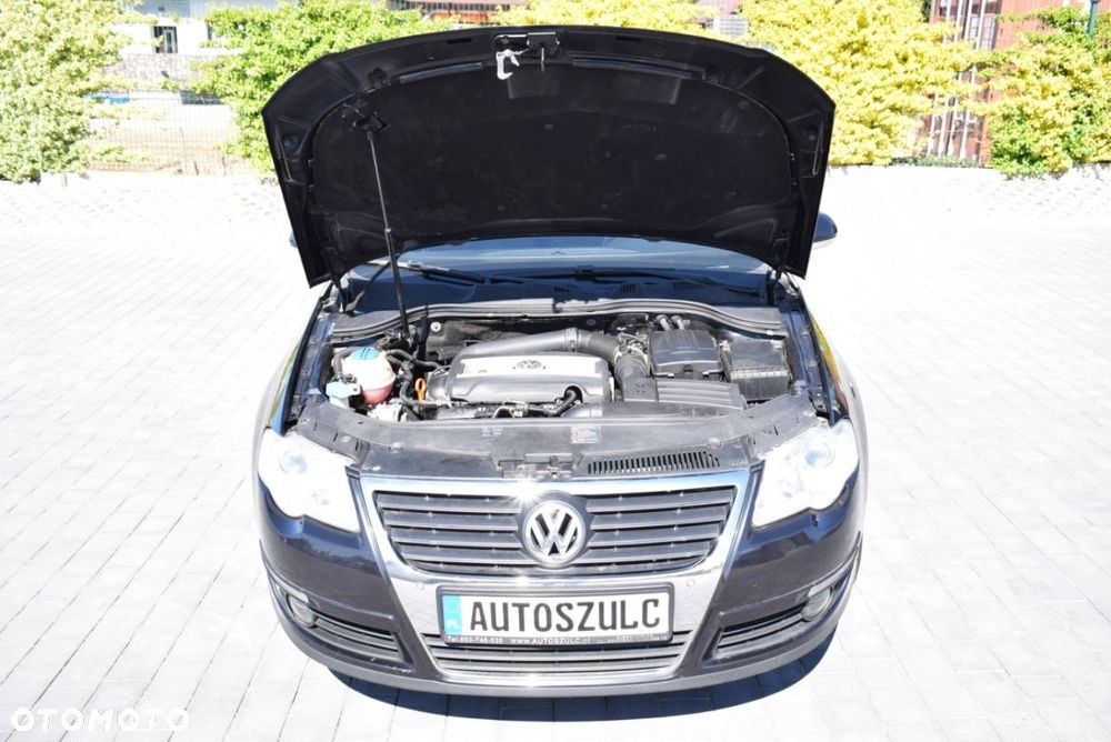 Volkswagen Passat - 14