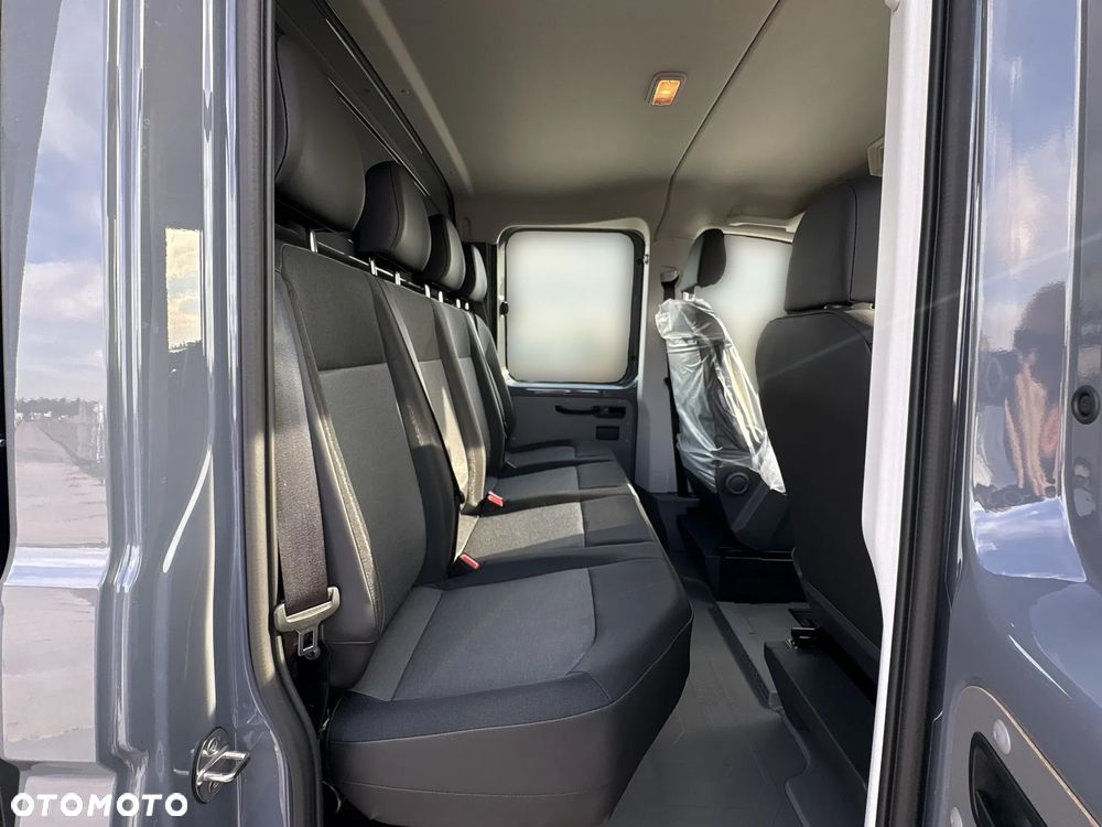 Volkswagen CRAFTER DOKA - 17